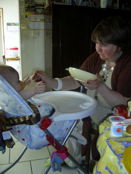 p'tit pot avec mamie